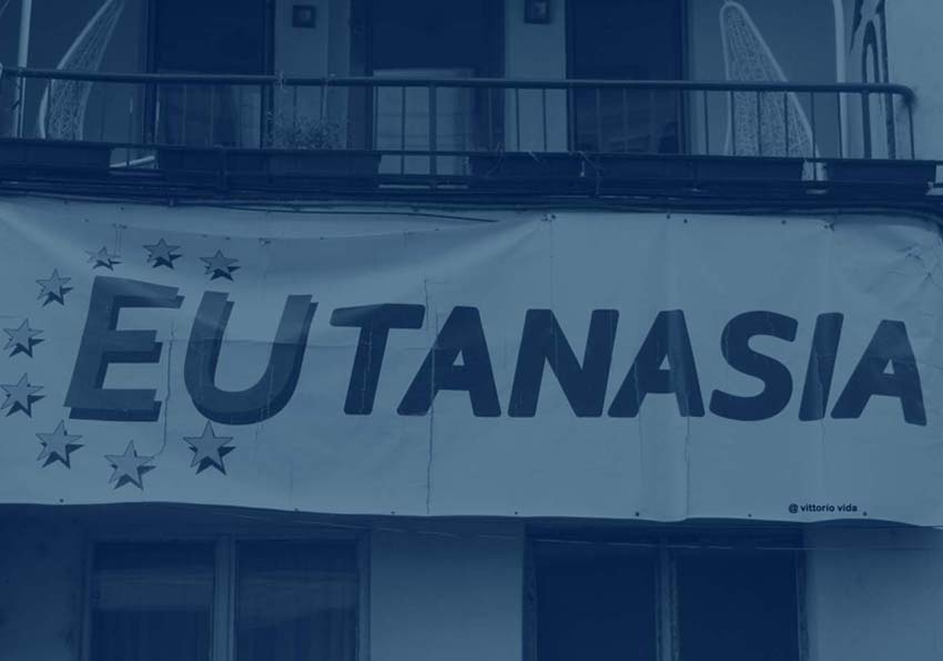 Pancarta penjada amb el text Eutanàsia